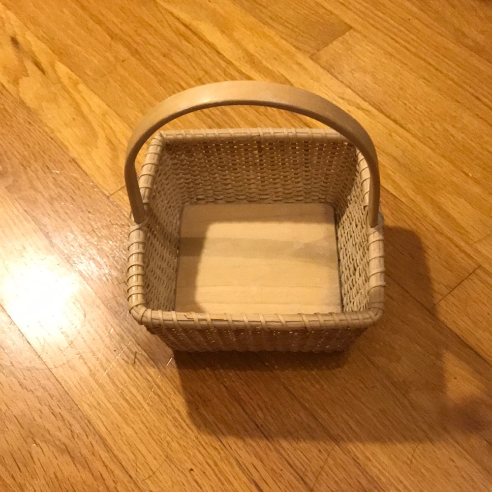 Square Nantucket Basket